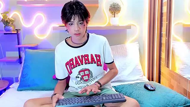 Dan_Copers from StripChat is Freechat