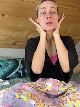 DanaeJustine from StripChat