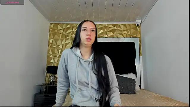 danaythamara1 from StripChat