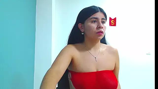 danna-_roouss from StripChat