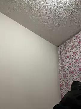 Daphnee- from StripChat is Freechat