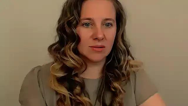 Darklure_ from StripChat is Freechat