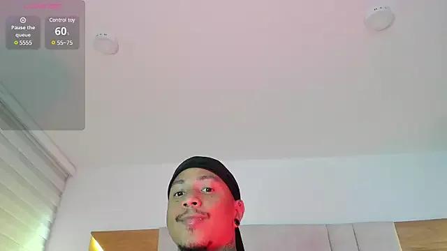 David_tatto1 from StripChat is Freechat