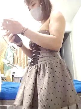 Girls: try live performances with matured performers, from dancing to quirks, in a variety of beautiful sex cams.