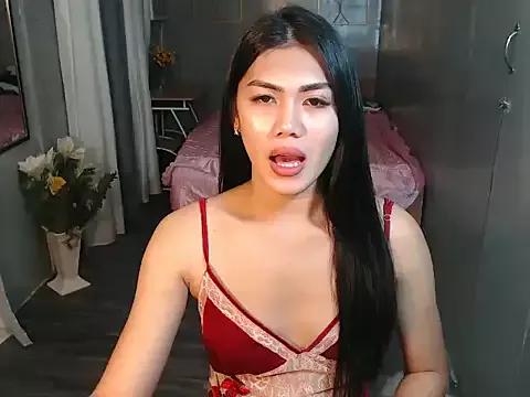 Delicate_Savannah from StripChat is Freechat
