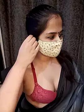 Photos of delstrip_couple from StripChat is Group