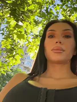DemiXO from StripChat is Freechat