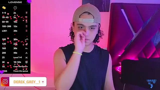 derek_greyy_ from StripChat