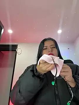 Devilsweet17 from StripChat is Freechat