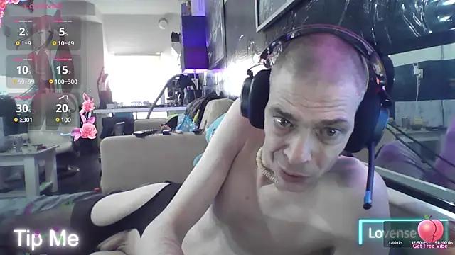 Doggyray44 from StripChat