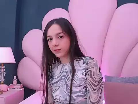 DolceLola from StripChat is Freechat