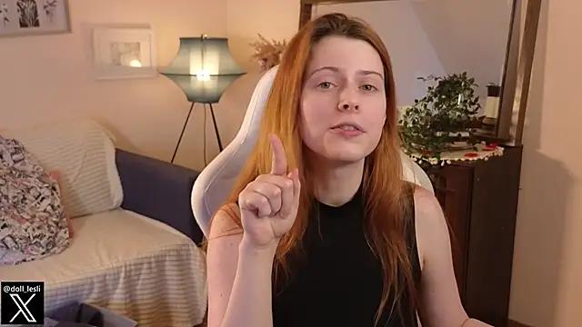 doll_lesli from StripChat