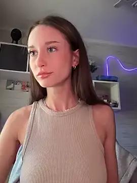 Dollar_Doll from StripChat
