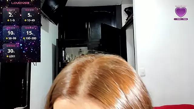 Dollcatalina from StripChat