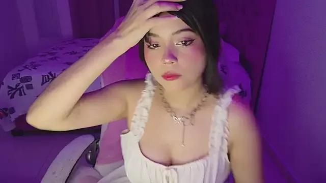 Dolliestgirl_ from StripChat is Freechat