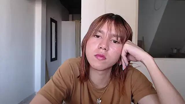 Dolly_Peach_ from StripChat is Freechat