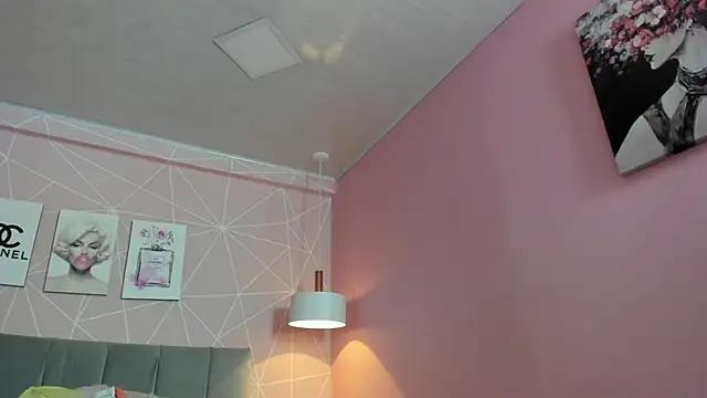 dolly_zoe from StripChat