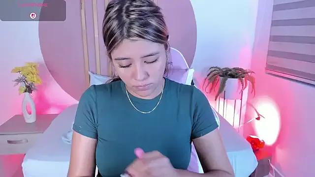 domenica_sainz from StripChat is Freechat