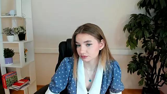 DonnaAndrews from StripChat