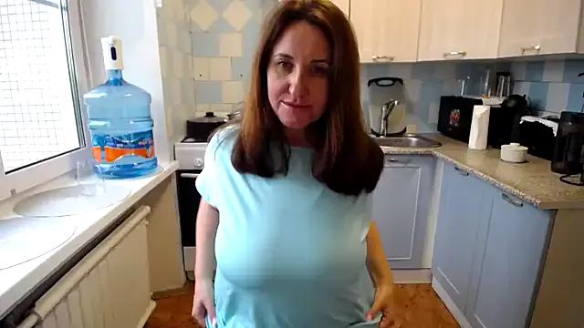 DonnaMagdalena from StripChat