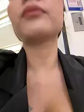 Dujuan-d from StripChat