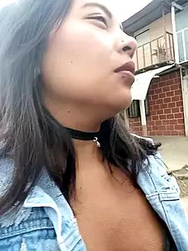 Dulce_Pettit from StripChat is Freechat