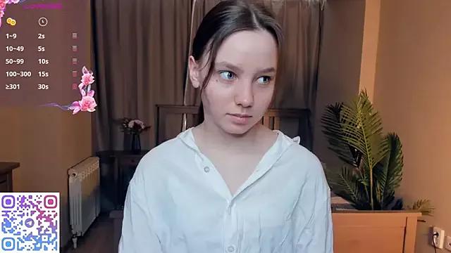 EdinaCordner from StripChat is Freechat