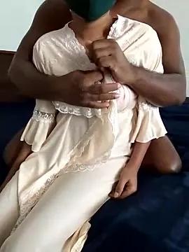 Eeth122 from StripChat