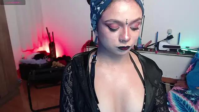 Elapetitie webcams show profile image 