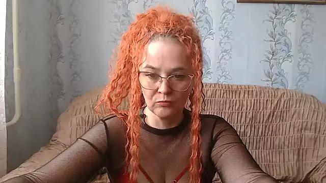 EleanoraDream from StripChat