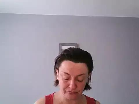 EleanoraMILF from StripChat is Freechat