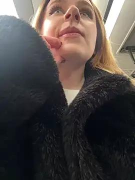 elegant_babe from StripChat