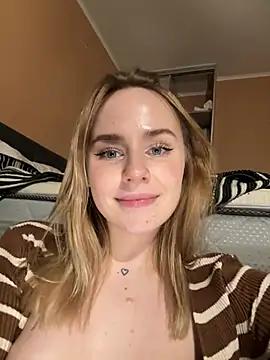 elegant_babe from StripChat