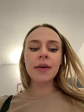 elegant_babe from StripChat