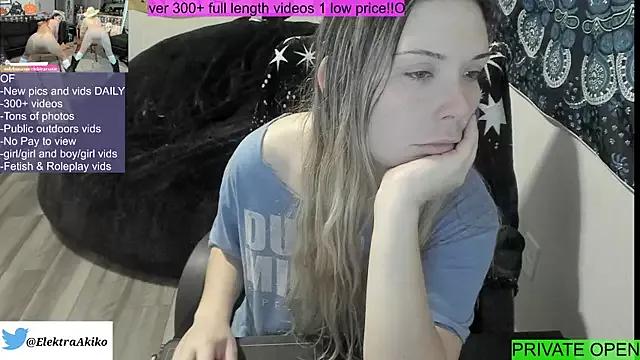 ElektraExotic from StripChat
