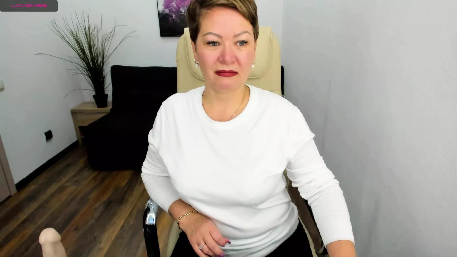 Elen_Fire from StripChat