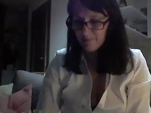 Elena48324 from StripChat