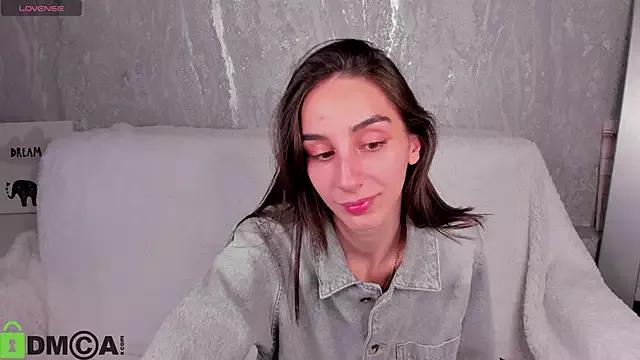 ElizabethElison from StripChat is Freechat