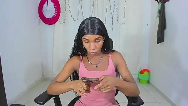 Elizabetth_Lioness from StripChat is Freechat