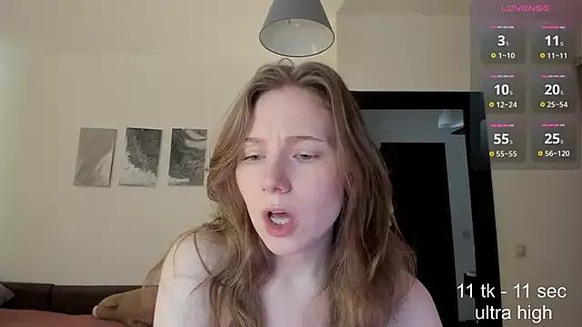 ElizaCole from StripChat is Freechat
