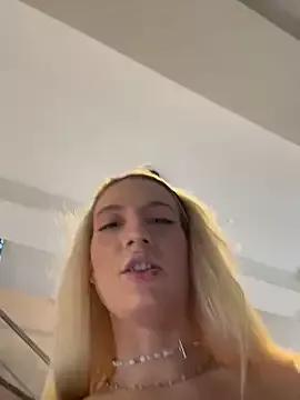 Ella_Charm from StripChat