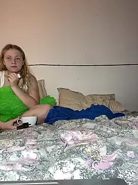 Photos of ella_grays from StripChat is Freechat