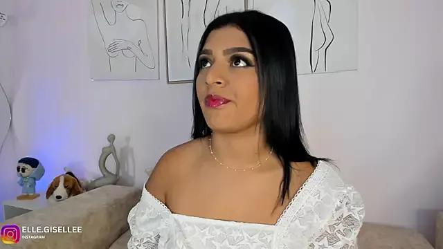 ElleGisellee from StripChat
