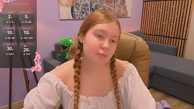 Ellie_Wellie from StripChat