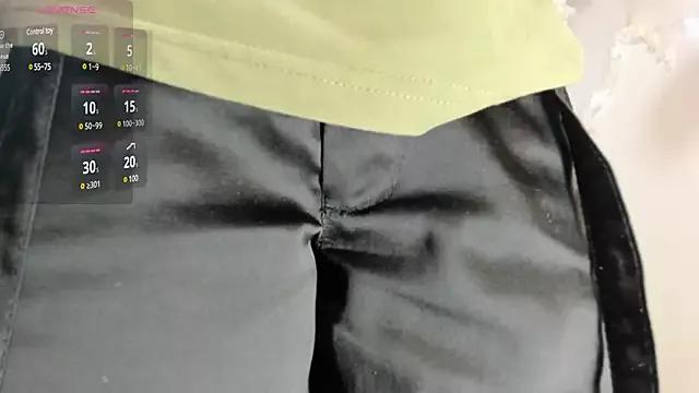 ellismiller from StripChat