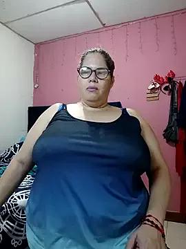 EllisW8 from StripChat