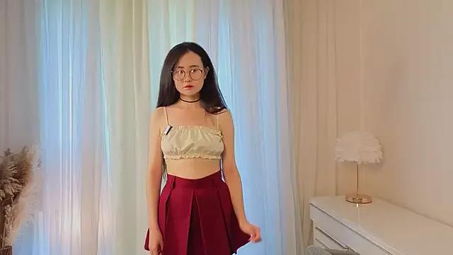 EloisaDora from StripChat is Freechat