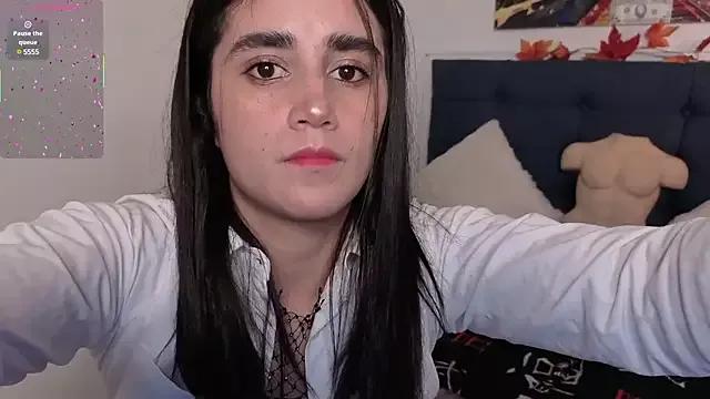 elowen_halley1 from StripChat is Freechat