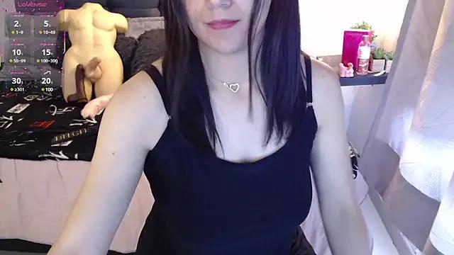 elowen_halley1 from StripChat is Freechat