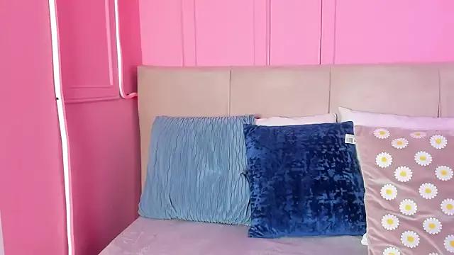 Emelyy_Carter from StripChat